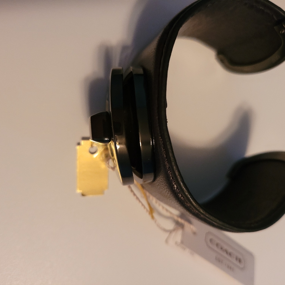 Coach Bangle Watch - Picture 4 of 6